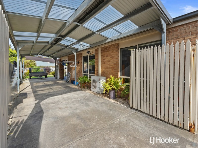12 Queenscliff Drive, Inverloch VIC 3996