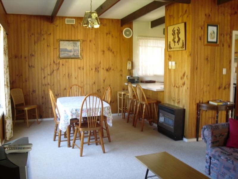 5 Hillside Avenue, Inverloch VIC 3996