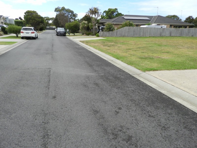 11 Diane Place, Inverloch VIC 3996