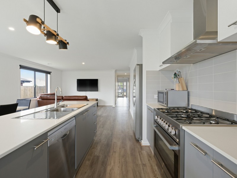 28 Colliery Avenue, Wonthaggi VIC 3995