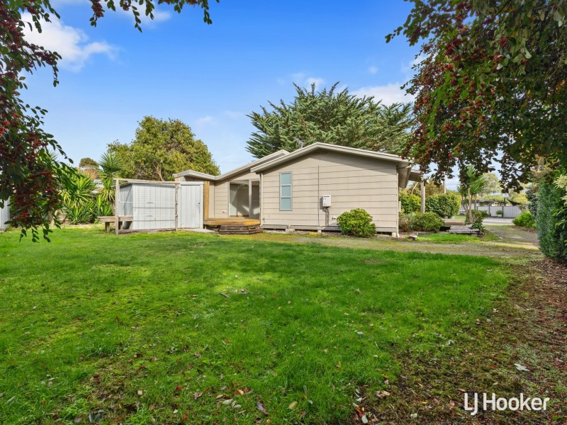 6 Valerie Street, Inverloch VIC 3996