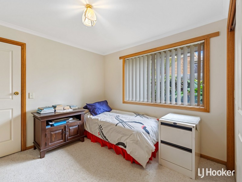 4 Dixon Street, Inverloch VIC 3996