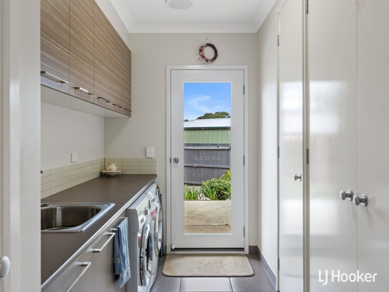 3 Goodenia Place, Inverloch VIC 3996