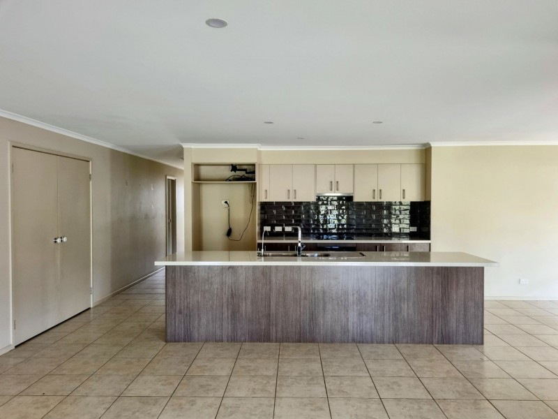 45 Oxford Way, North Wonthaggi VIC 3995