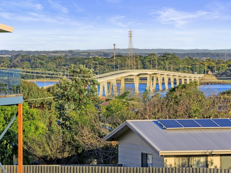 11 Longfin Crescent, San Remo VIC 3925