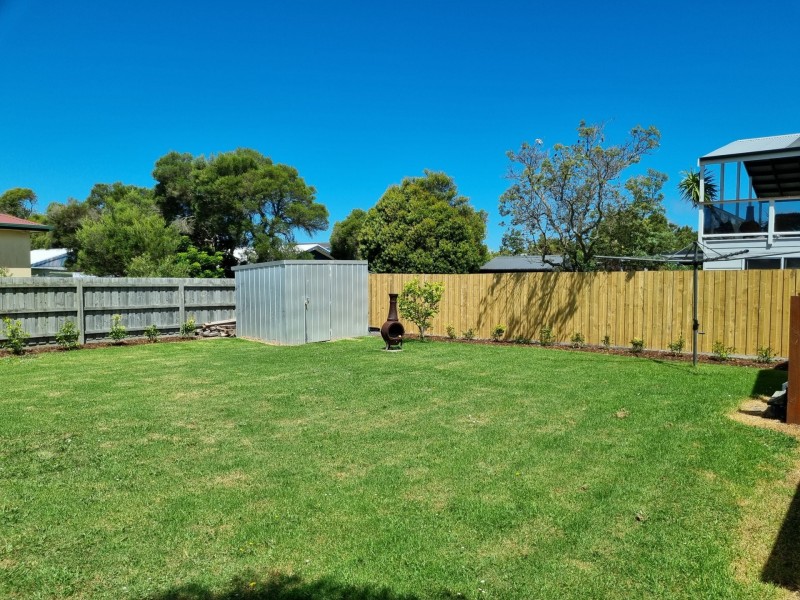 105 Toorak Road, Inverloch VIC 3996