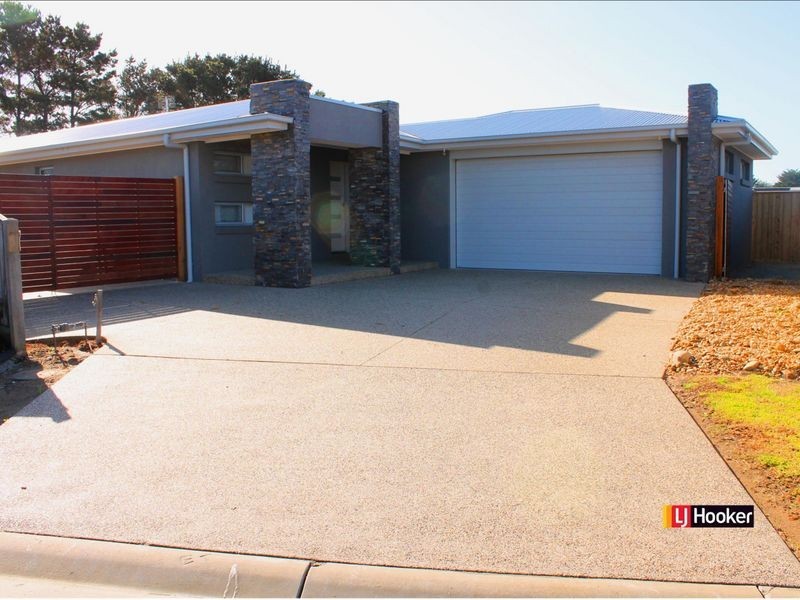 4 Hakea Court, Inverloch VIC 3996