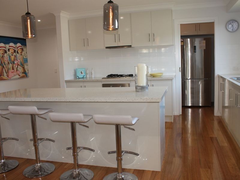 4 Hakea Court, Inverloch VIC 3996