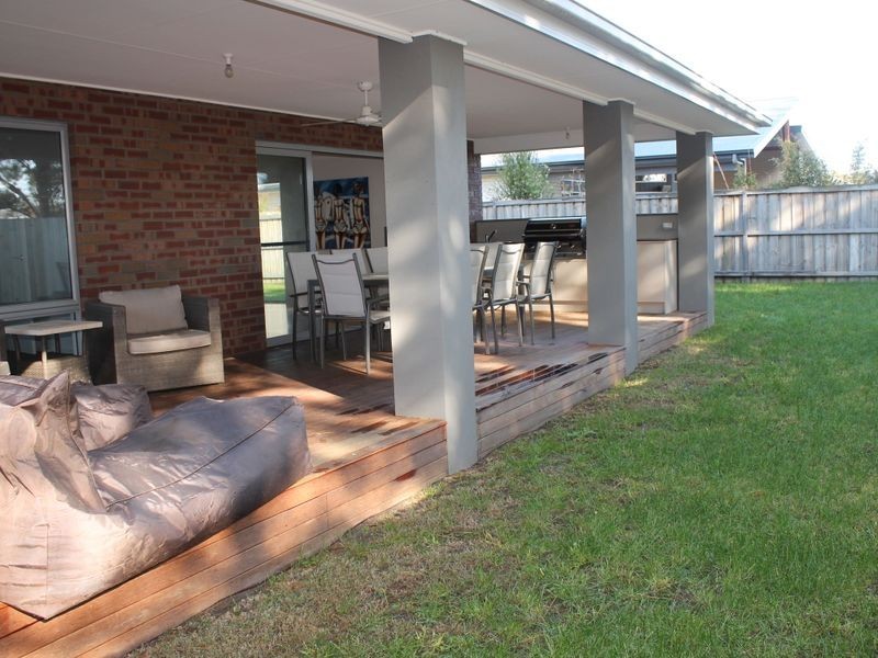 4 Hakea Court, Inverloch VIC 3996