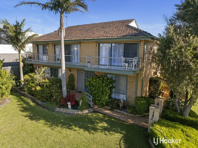 41 Sandy Mount Avenue, Inverloch VIC 3996