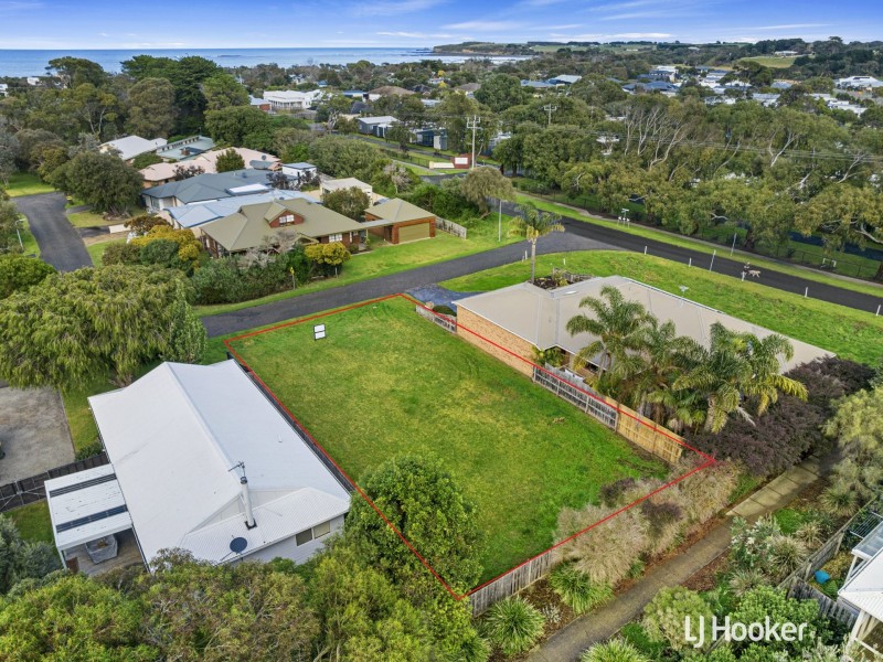 3 Ripple Drive, Inverloch VIC 3996