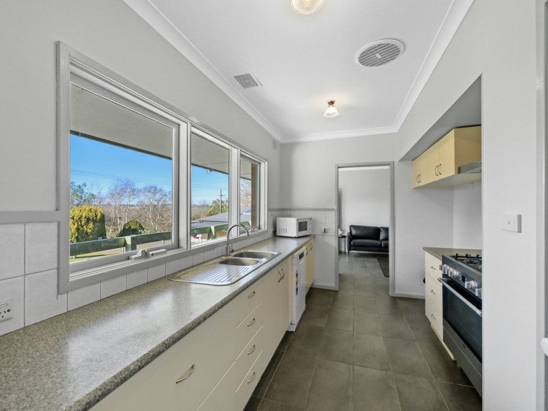 94 Ogilvy Street, Leongatha VIC 3953