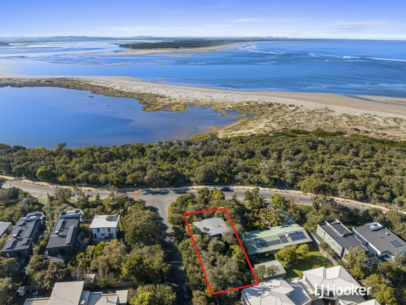 54 Surf Parade, Inverloch VIC 3996