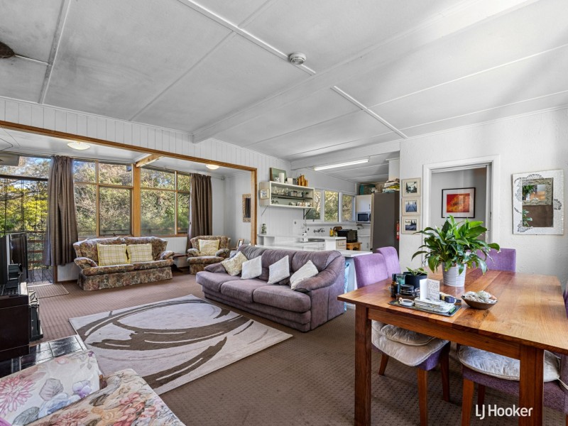 54 Surf Parade, Inverloch VIC 3996
