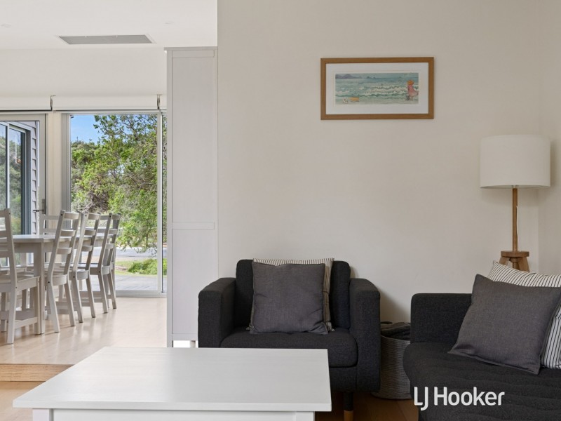 72 Surf Parade, Inverloch VIC 3996