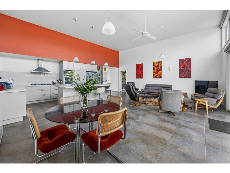 16 Paperbark Place, Inverloch VIC 3996