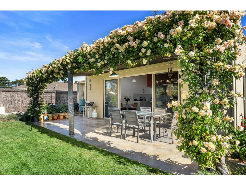 16 Paperbark Place, Inverloch VIC 3996