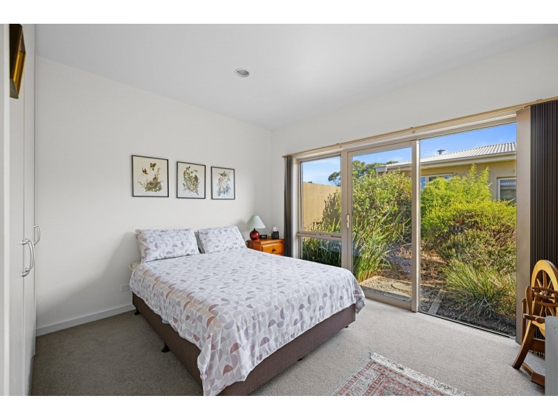 16 Paperbark Place, Inverloch VIC 3996