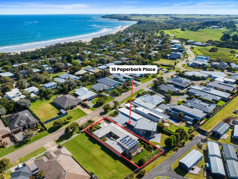16 Paperbark Place, Inverloch VIC 3996