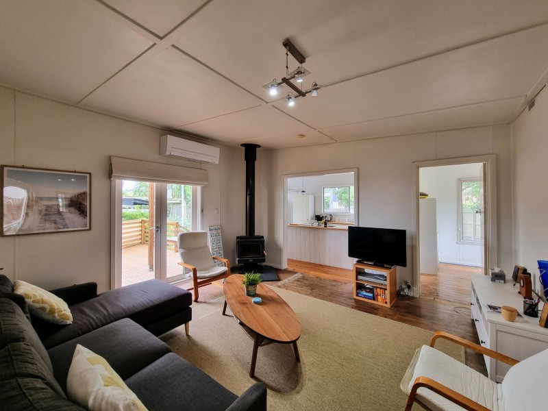 105 Bayview Avenue, Inverloch VIC 3996