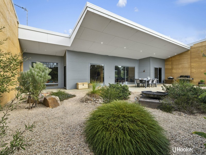 37 John Flagg Rise, Inverloch VIC 3996