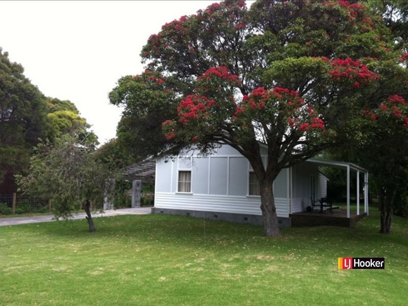28 Lohr Avenue, Inverloch VIC 3996