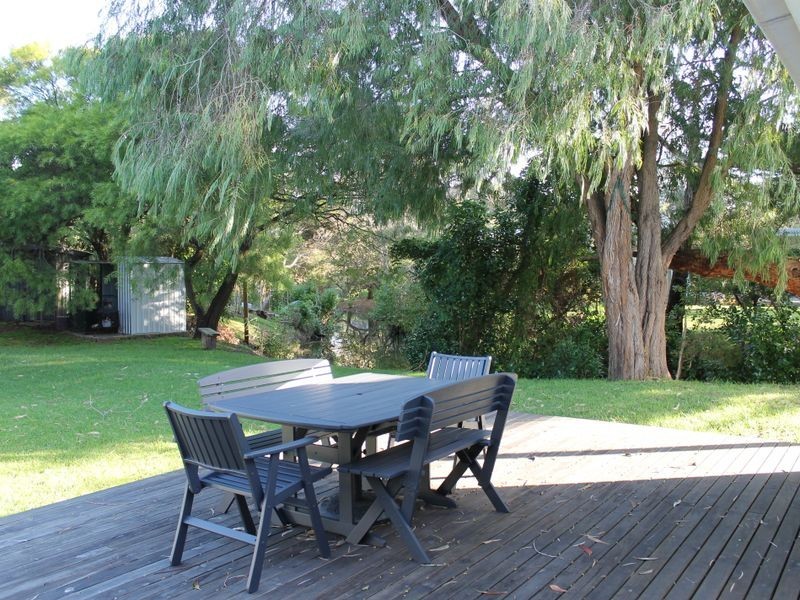 28 Lohr Avenue, Inverloch VIC 3996