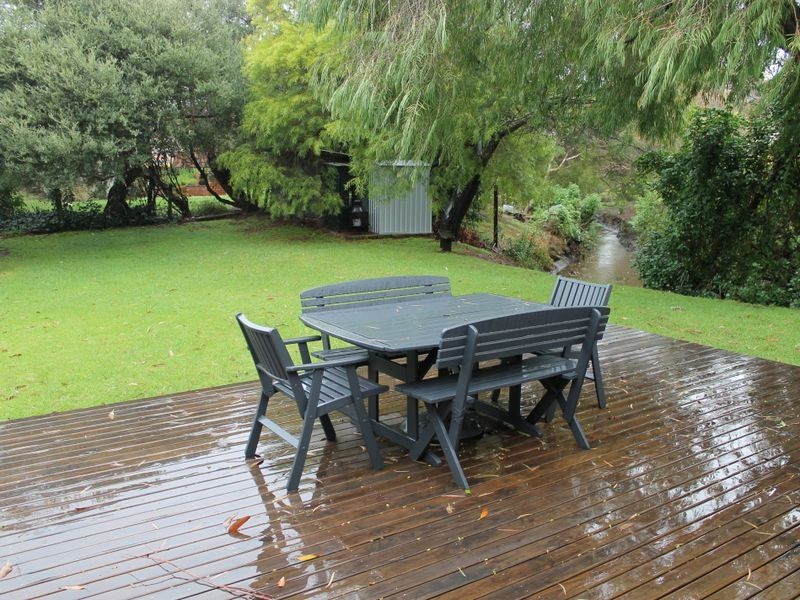 28 Lohr Avenue, Inverloch VIC 3996