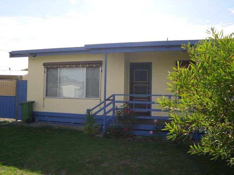 10 Moonah Way, Inverloch VIC 3996