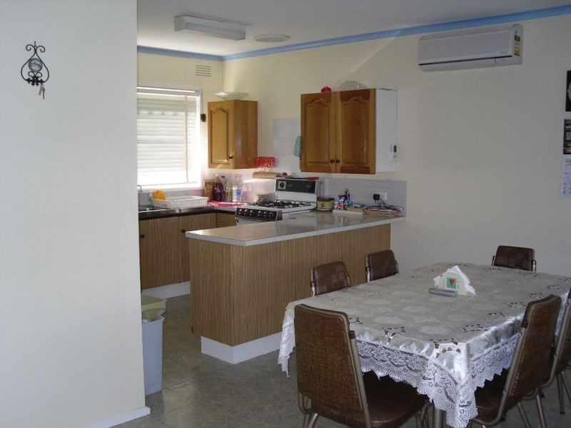 10 Moonah Way, Inverloch VIC 3996