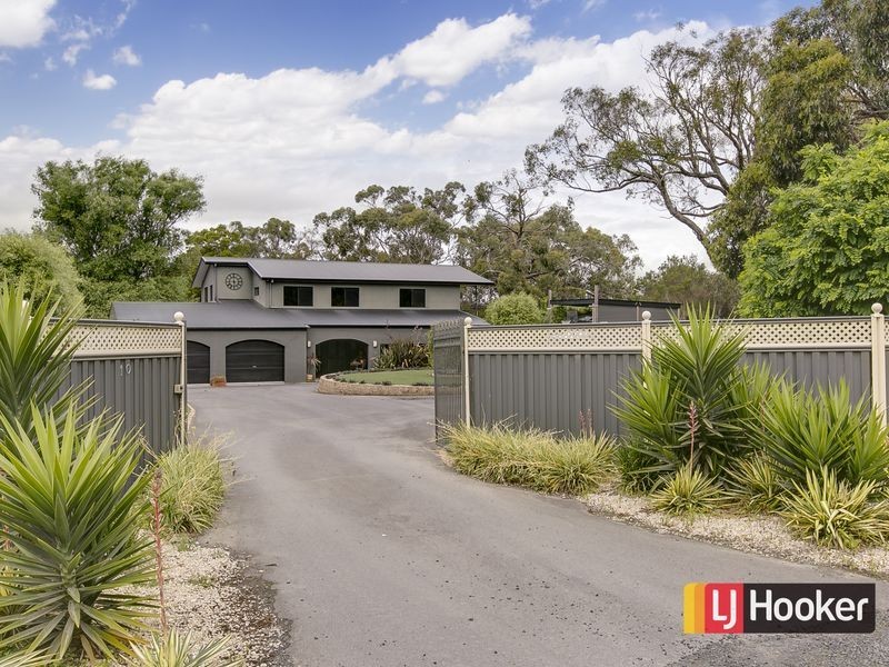 10 Pearsalls Road, Inverloch VIC 3996