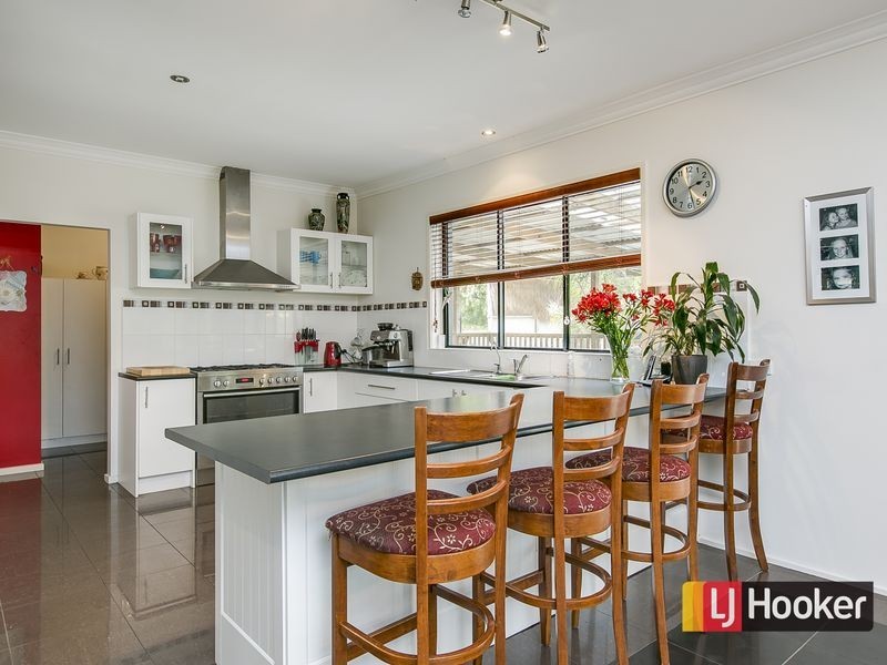 10 Pearsalls Road, Inverloch VIC 3996