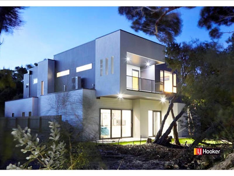60 Surf Parade, Inverloch VIC 3996