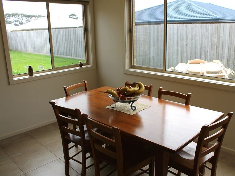 20 Artisan Way, Inverloch VIC 3996