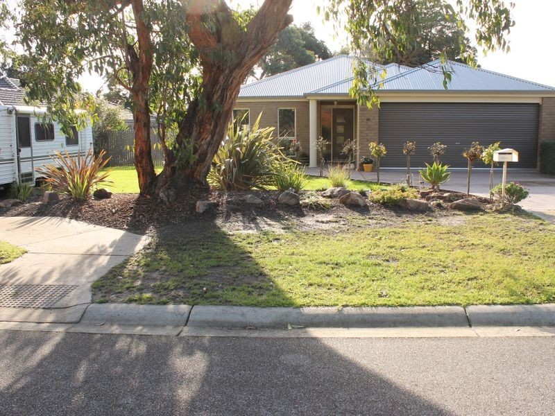 10 Messmate Terrace, Inverloch VIC 3996