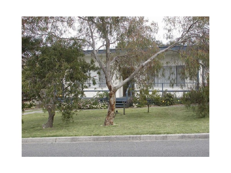 21 Pier Road, Inverloch VIC 3996