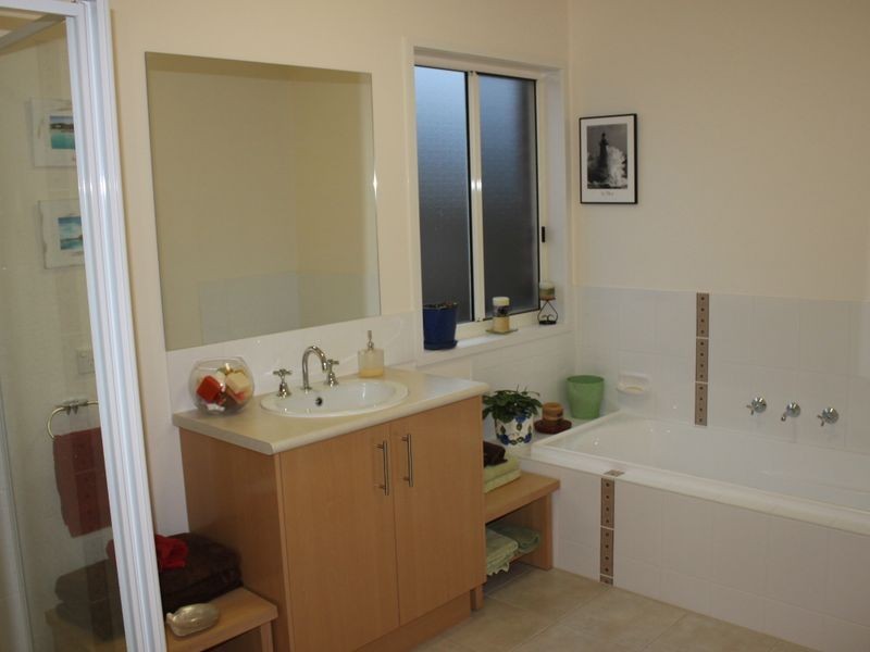 68 Meanderri Drive, Inverloch VIC 3996