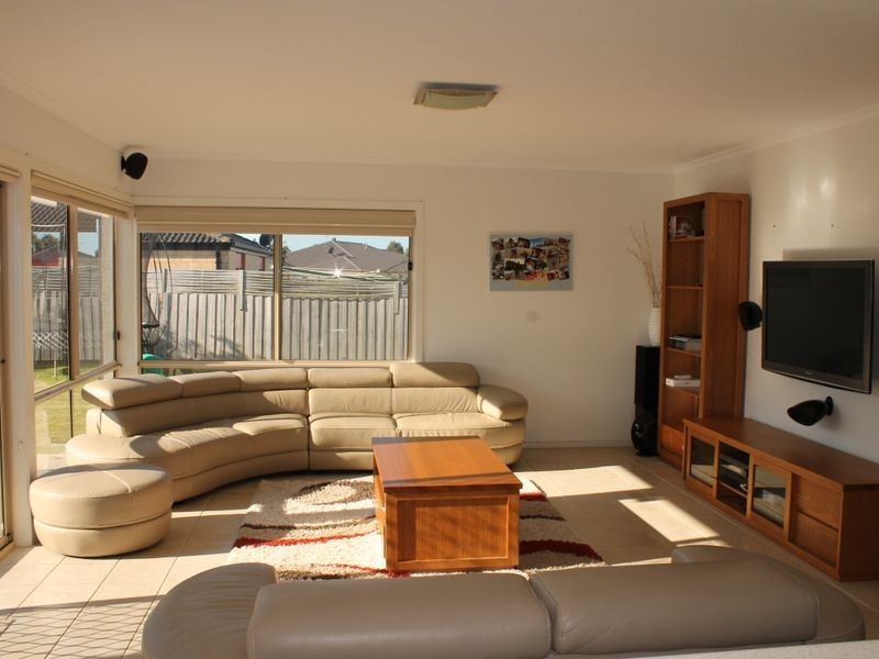 6 Stanley Court, Inverloch VIC 3996