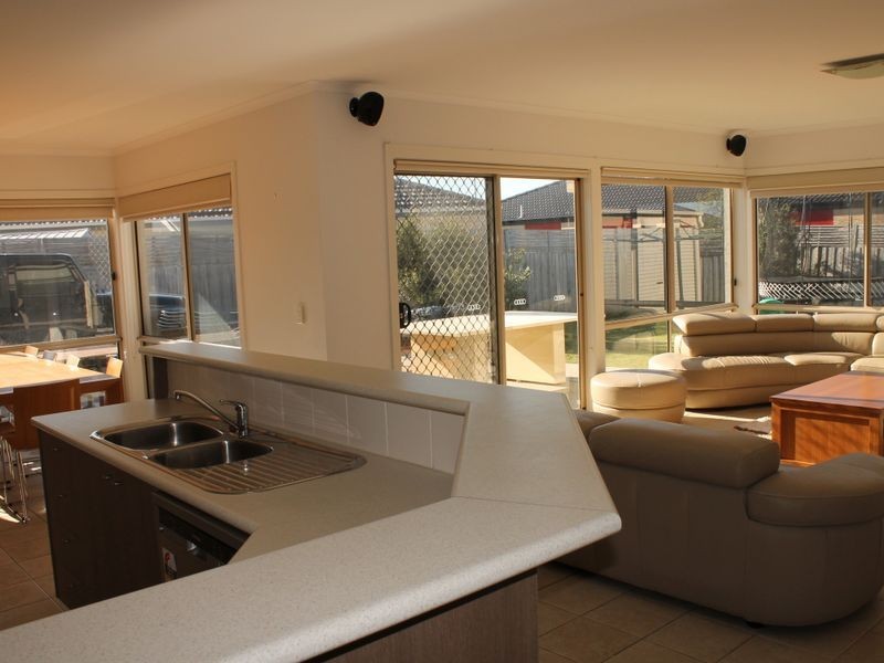 6 Stanley Court, Inverloch VIC 3996