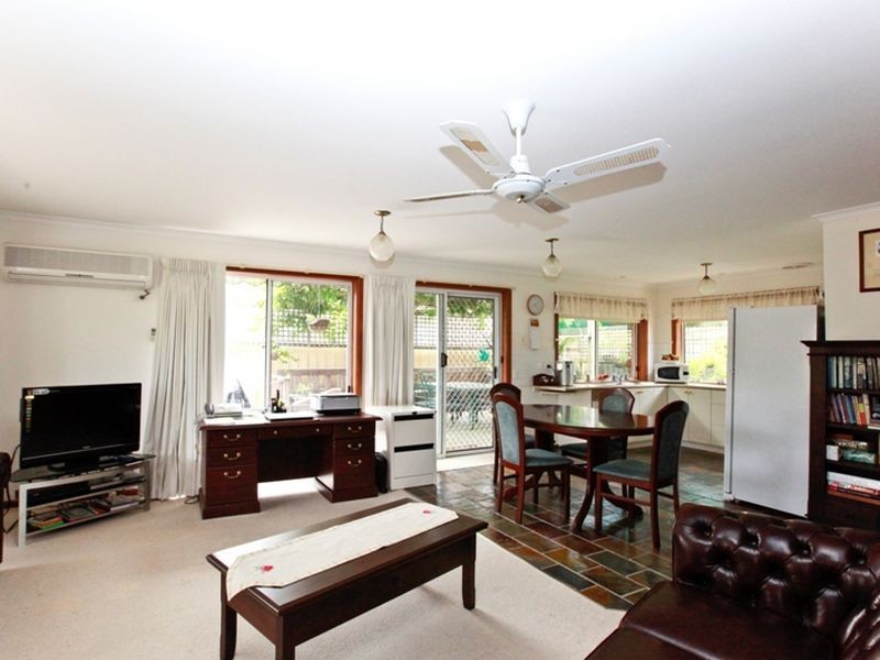 16B Sandymount Avenue, Inverloch VIC 3996