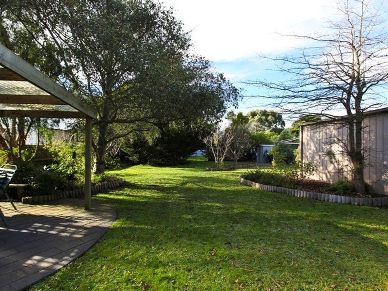 30 Powlett Street, Inverloch VIC 3996