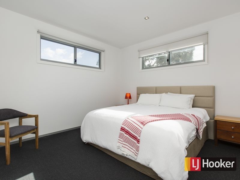 2/12 Ebor Avenue, Inverloch VIC 3996