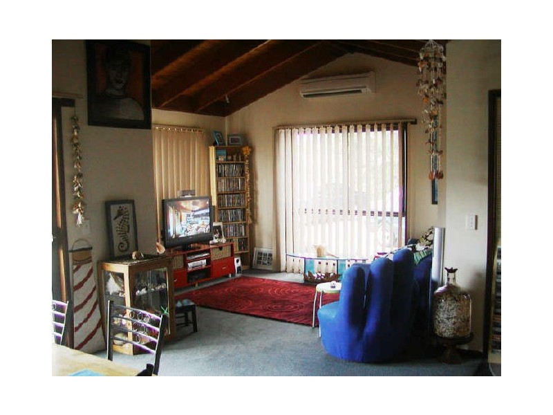 2 Kenways Court, Inverloch VIC 3996