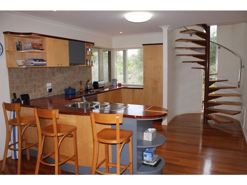 222 Surf Parade, Inverloch VIC 3996