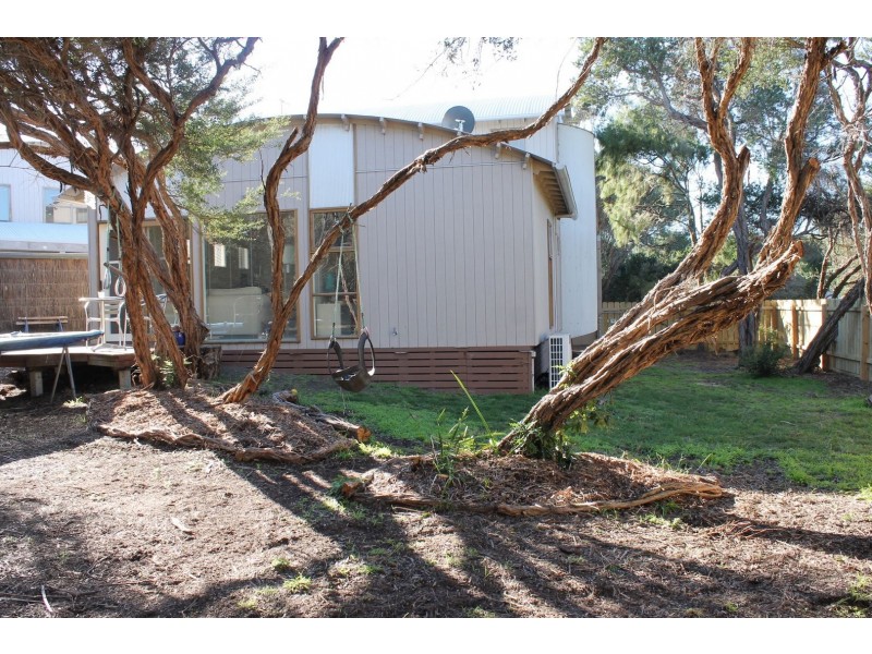 222 Surf Parade, Inverloch VIC 3996