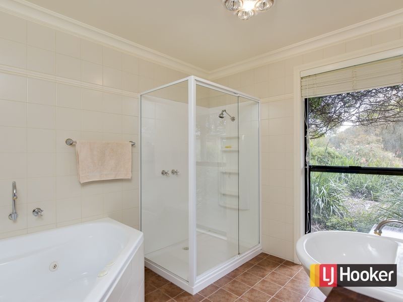 120 Albert Ruttle Drive, Inverloch VIC 3996
