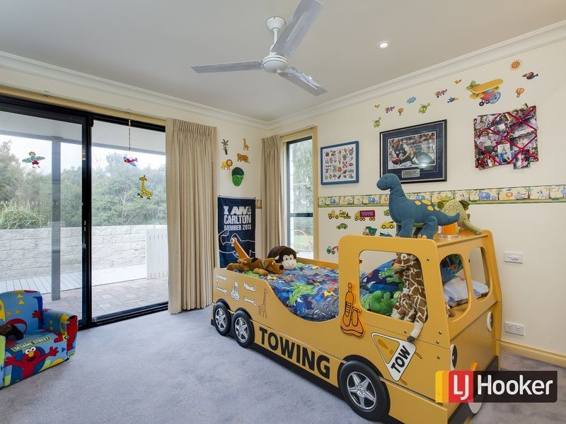 120 Albert Ruttle Drive, Inverloch VIC 3996
