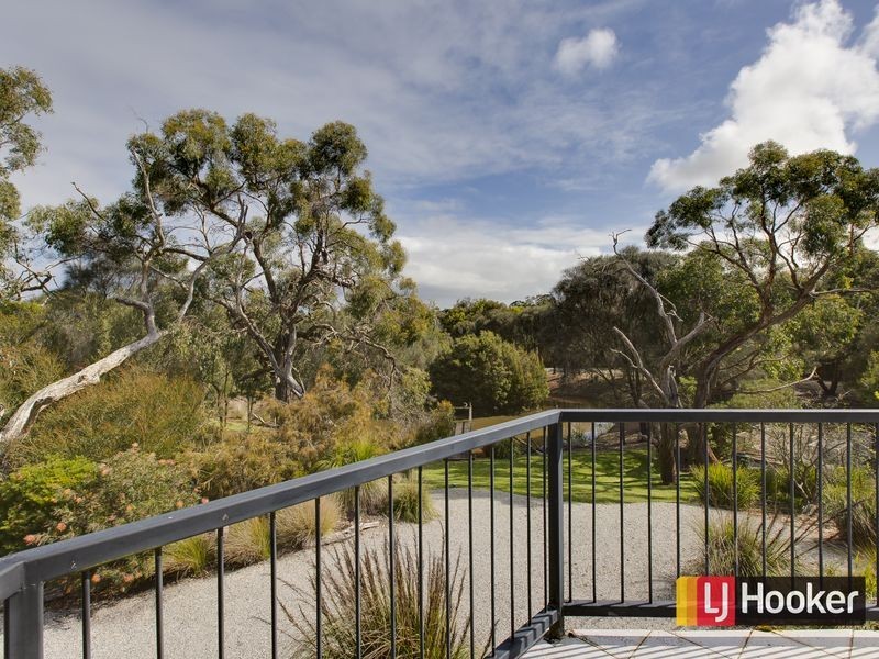 120 Albert Ruttle Drive, Inverloch VIC 3996