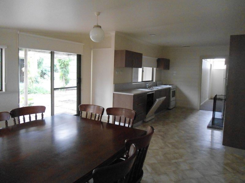 25 Hopetoun Street, Inverloch VIC 3996