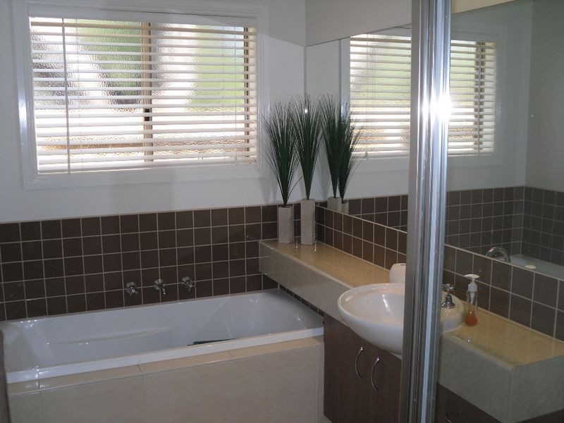 62 Woodland Heath Drive, Inverloch VIC 3996